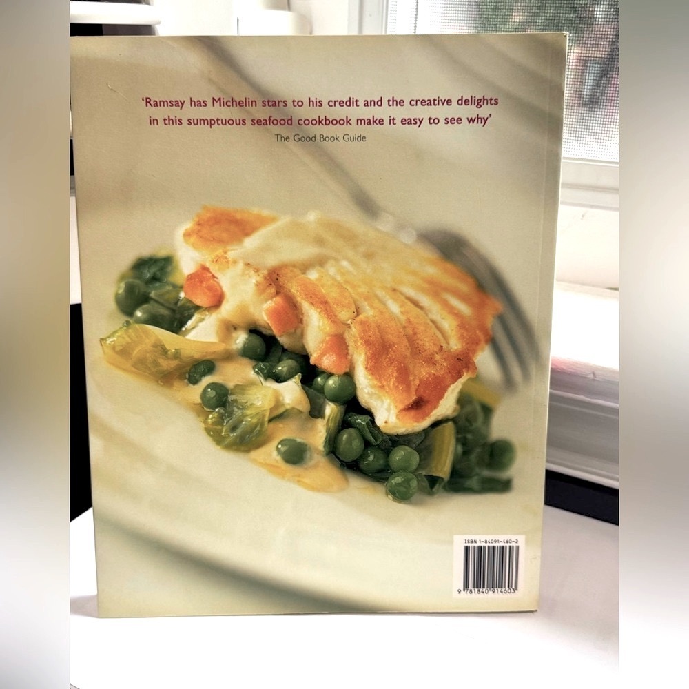 📚✨ Gordon Ramsay: Fish & Shellfish — Rare Cookbook ✨📚 - Picture 14 of 15